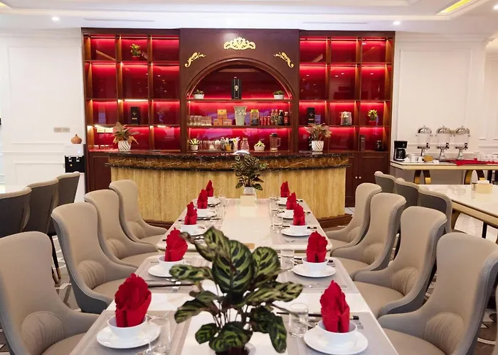 Hotel Rubyqueen 3*